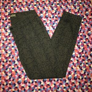 Old Navy Rockstar Skinny Jeans
